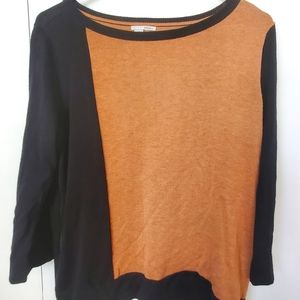 Large color blocked sweater with zipper detail